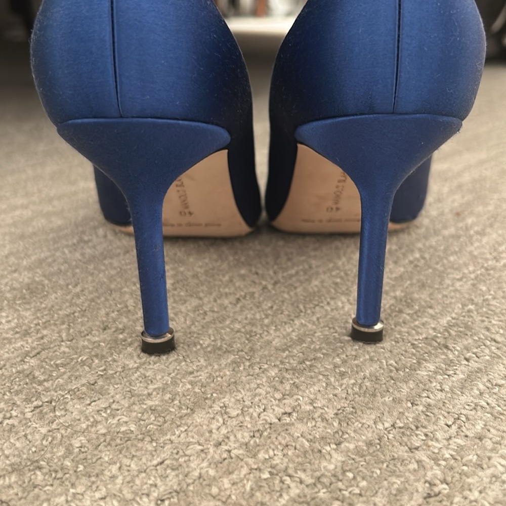 Manolo Blahnik Blue Heels with Embellished Buckle - Picture 7 of 7